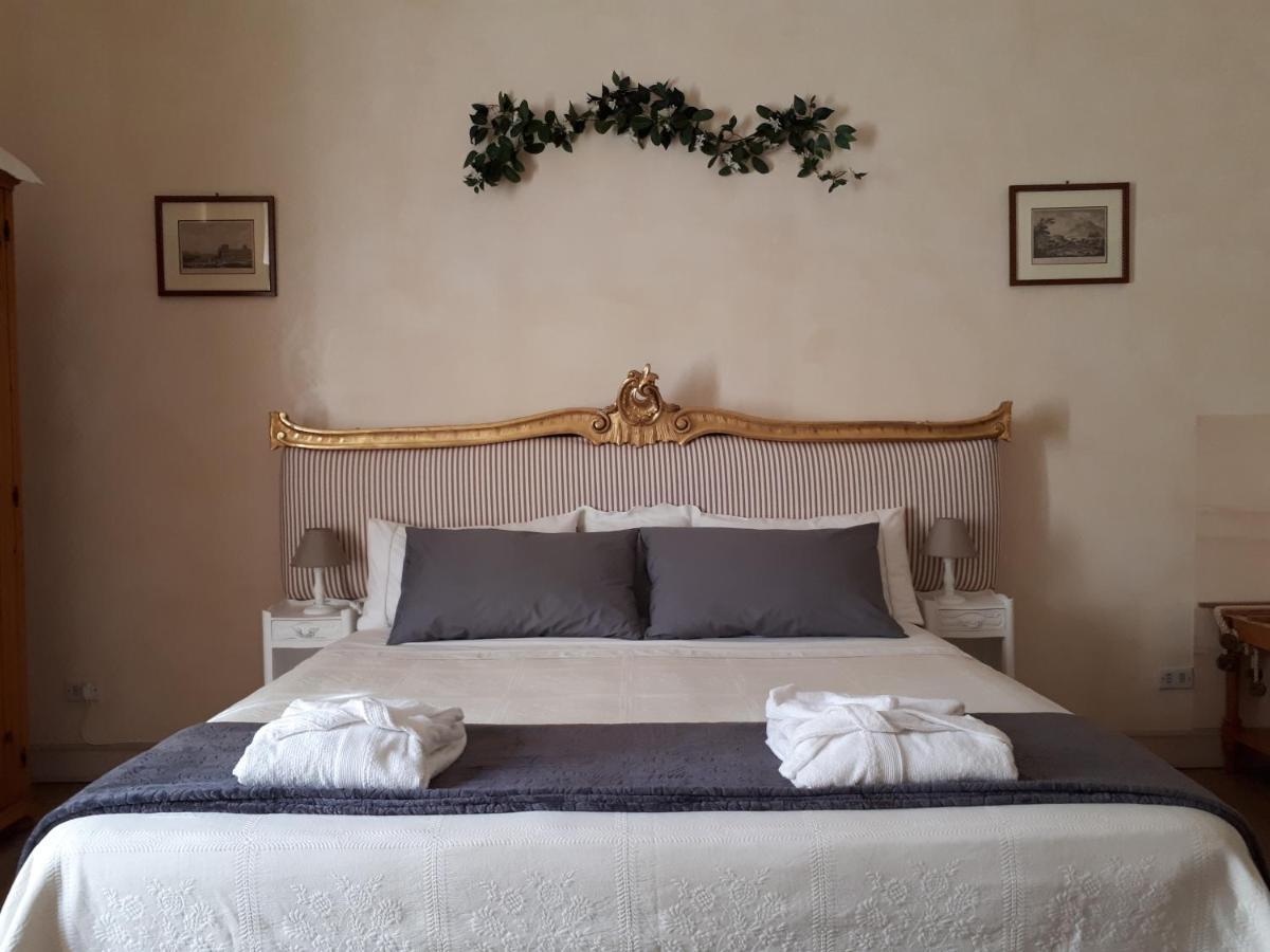 Dependance Royale Bed and Breakfast Caserta Exteriör bild