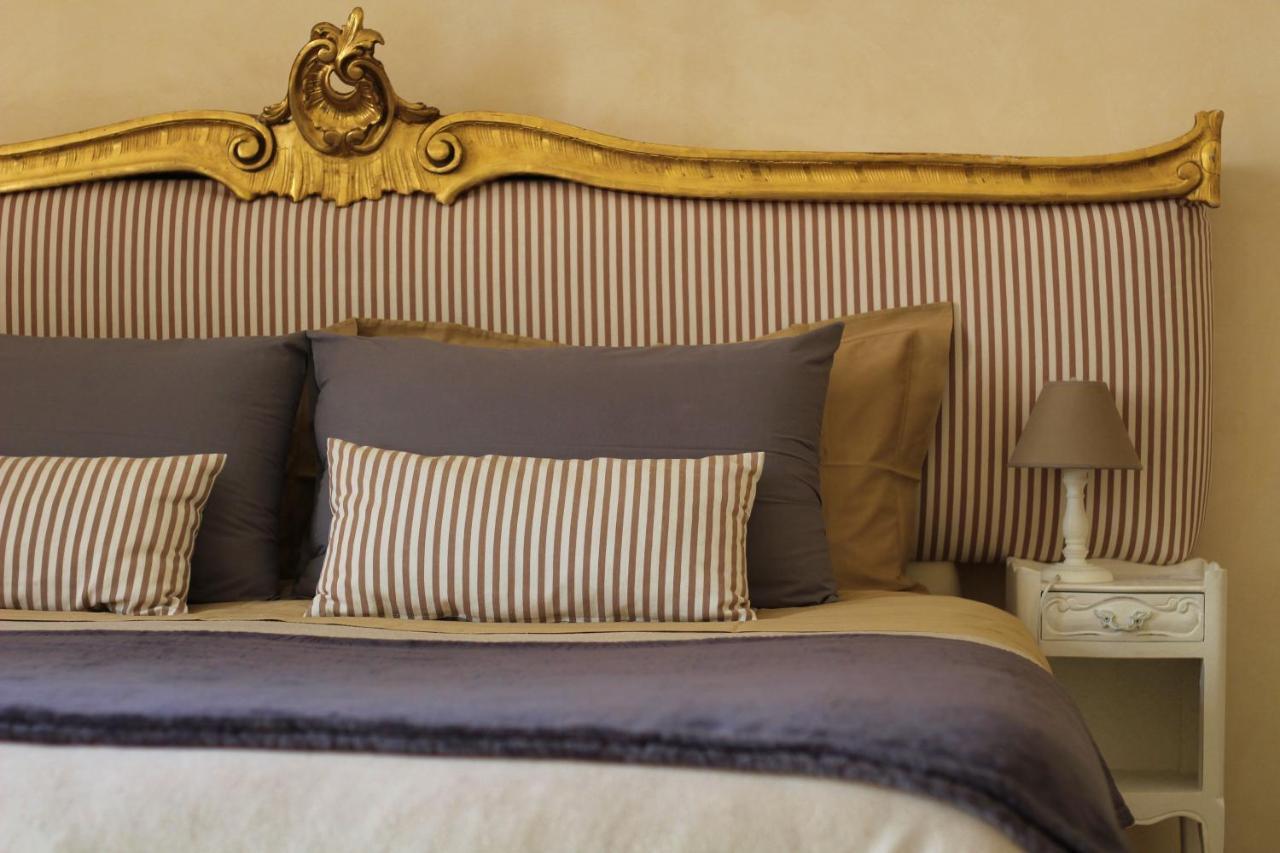 Dependance Royale Bed and Breakfast Caserta Exteriör bild
