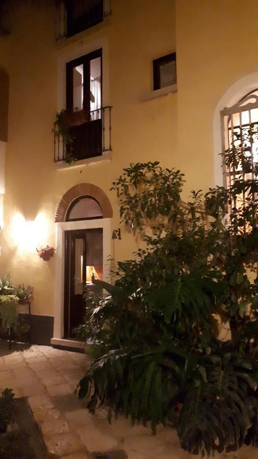 Dependance Royale Bed and Breakfast Caserta Exteriör bild
