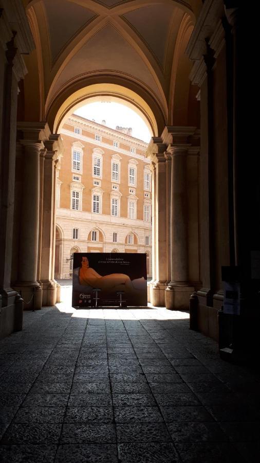 Dependance Royale Bed and Breakfast Caserta Exteriör bild