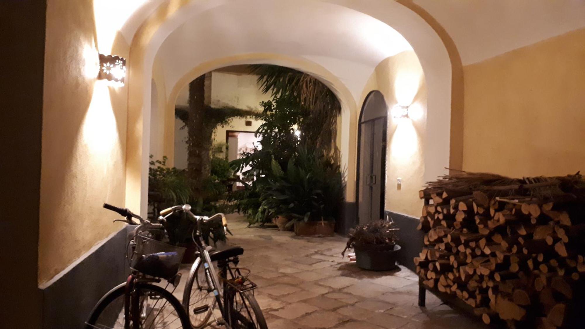 Dependance Royale Bed and Breakfast Caserta Exteriör bild