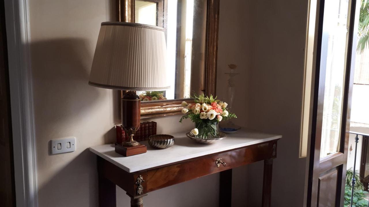 Dependance Royale Bed and Breakfast Caserta Exteriör bild