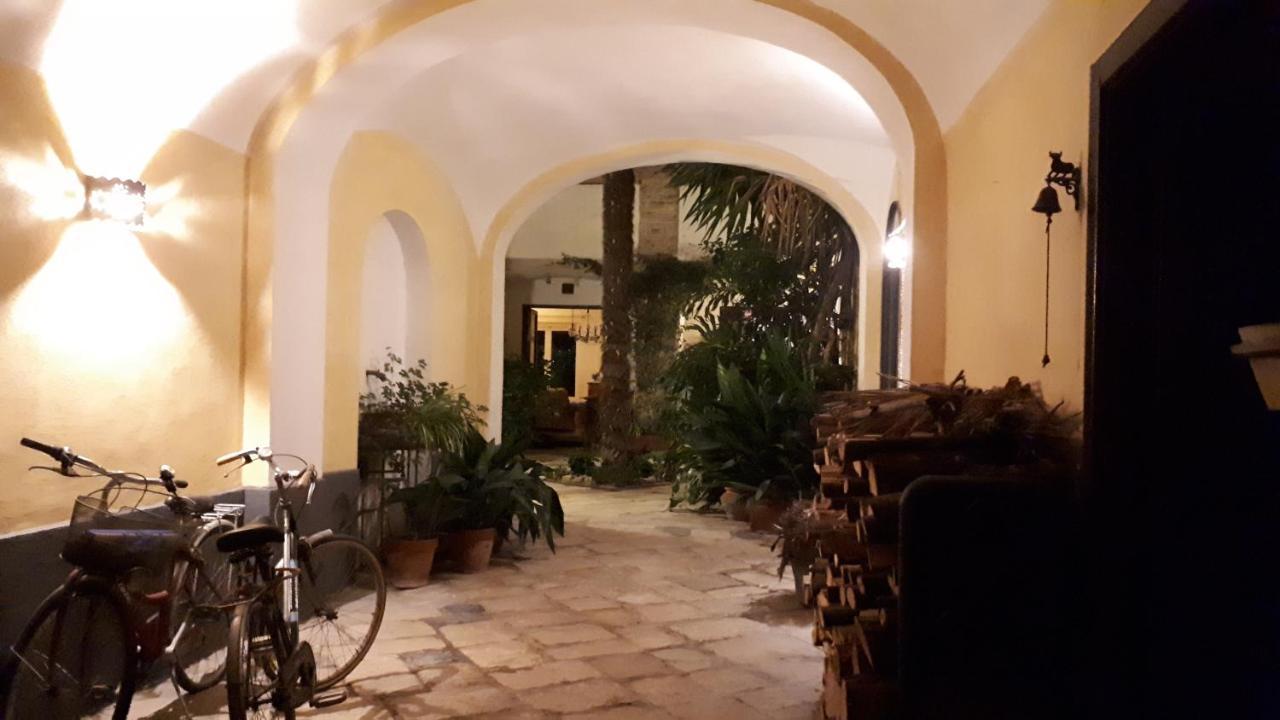 Dependance Royale Bed and Breakfast Caserta Exteriör bild
