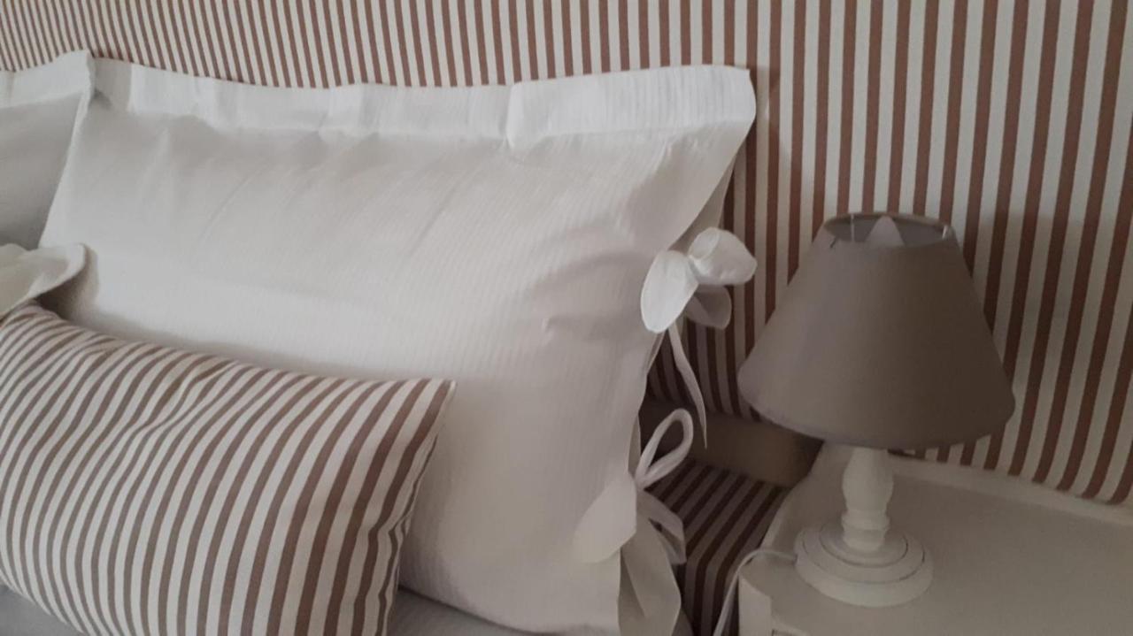 Dependance Royale Bed and Breakfast Caserta Exteriör bild